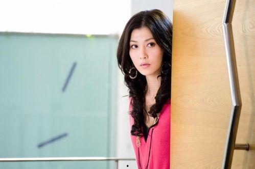 李彩桦代言丝袜,李彩桦倾情代言，尽显时尚魅力